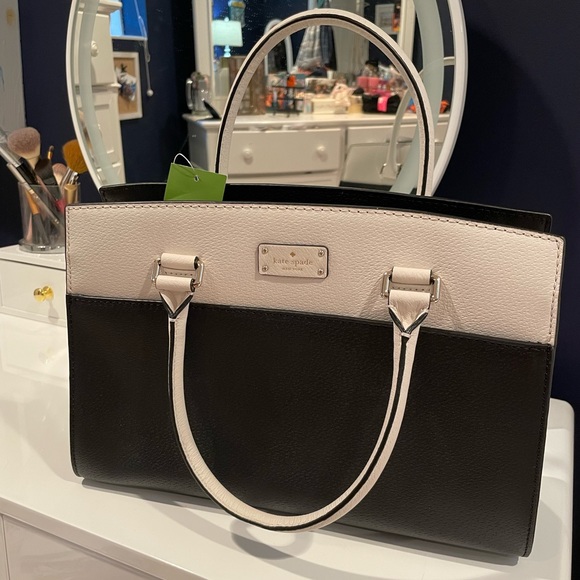 Kate Spade “Caley” Black and White Handbag - Picture 1 of 6